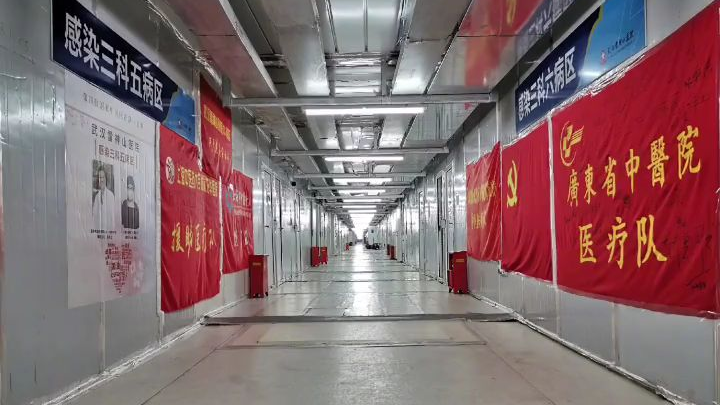 这条走廊安静了,武汉就开始热闹了!